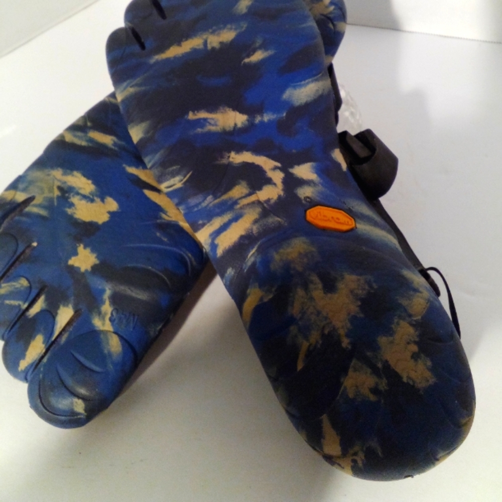 Vibram comfort shoes.